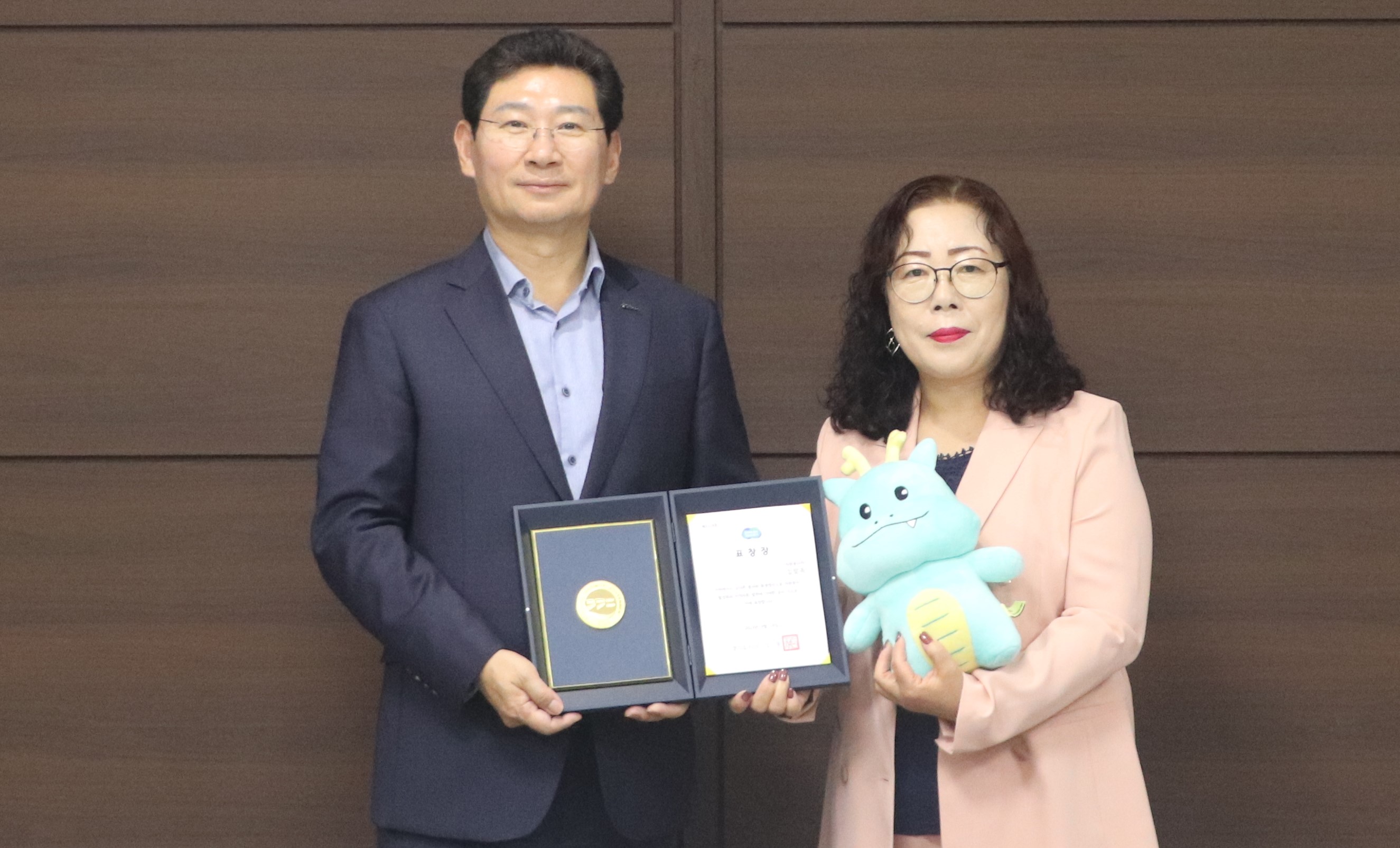 2023년 3분기 자원봉사 유공자 도지사 표창 김말옥님 커버이미지